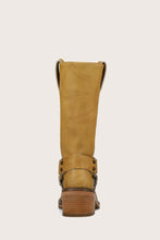 Load image into Gallery viewer, Frye Women KATE HARNESS BANANA/EARTHQUAKE