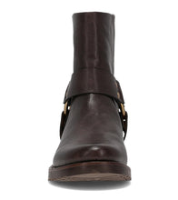 Load image into Gallery viewer, Frye and Co Women CHESNEE SHORT HARNESS DK BROWN/BANDIT