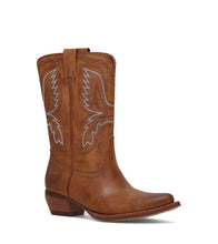 Load image into Gallery viewer, FRYE AND CO WOMEN IRLENE SHORT DECO STITCH CARAMEL