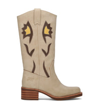 Load image into Gallery viewer, FRYE AND CO WOMEN MIRANDA 10 FLOWER CREAM