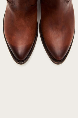 Frye Women BILLY SHORT COGNAC/WASHED OILED VINTAGE